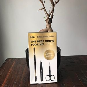 Billion Dollar Brows
Best Brow Tool Kit Ever